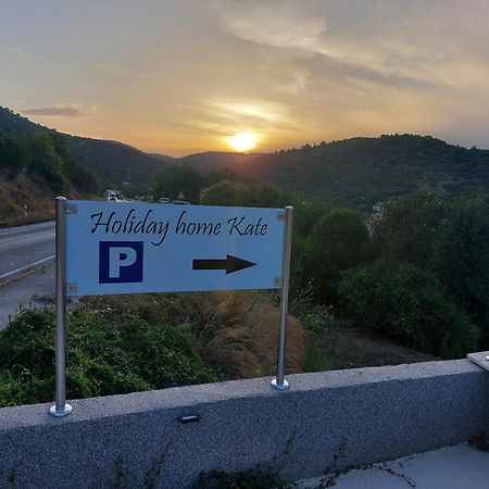 Holiday Home Kate Вис Экстерьер фото