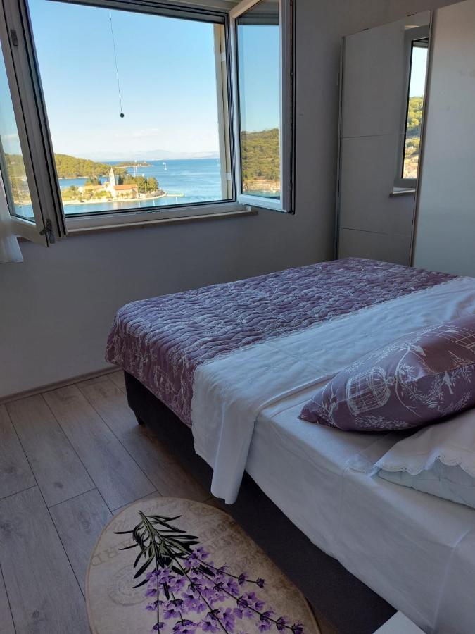 Holiday Home Kate Вис Экстерьер фото