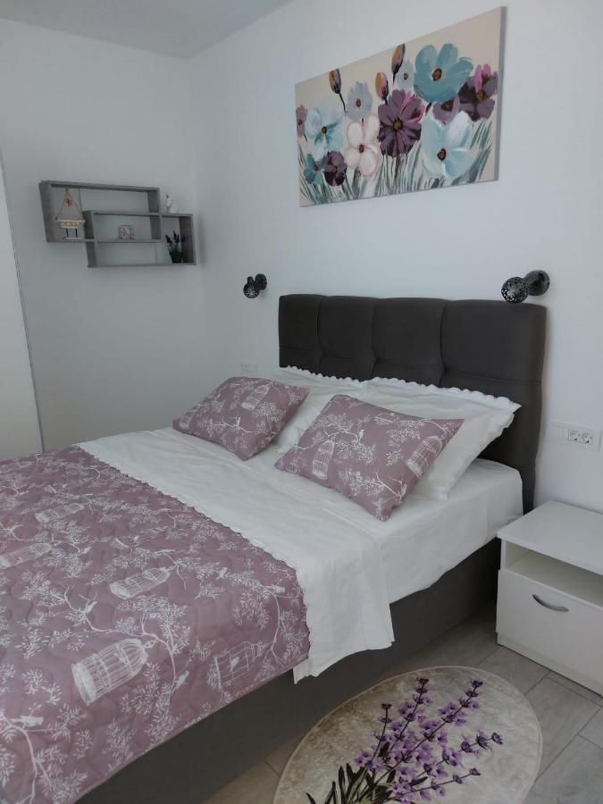 Holiday Home Kate Вис Экстерьер фото
